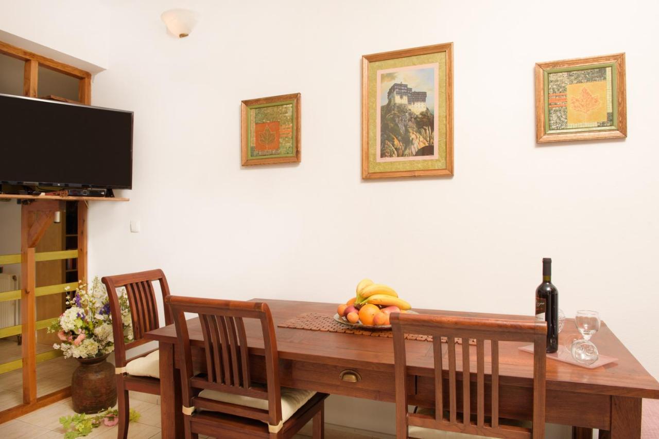 Άελλα Apartment Ierissos Exterior photo